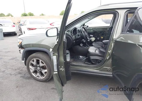 2018 Jeep Compass Limited Fwd z USA, uszkodzony, nr VIN 3C4NJCCB7JT362302